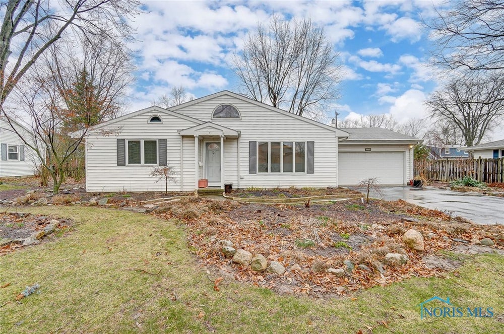 228 Olive Street, Findlay, OH 45840 ERA