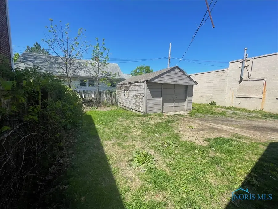 3907 Lagrange Street, Toledo, OH 43612 - Image #2