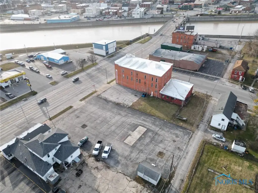 208 E State Street, Fremont, OH 43420 - Image #1