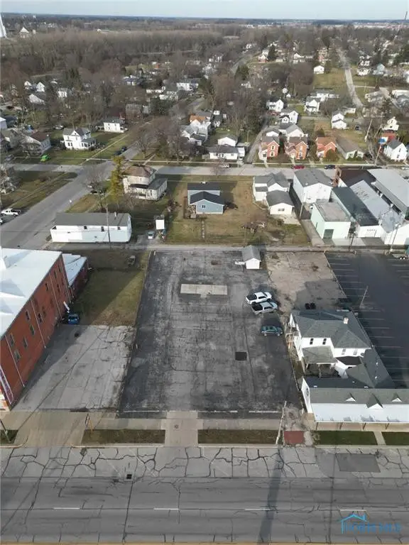 208 E State Street, Fremont, OH 43420 - Image #2