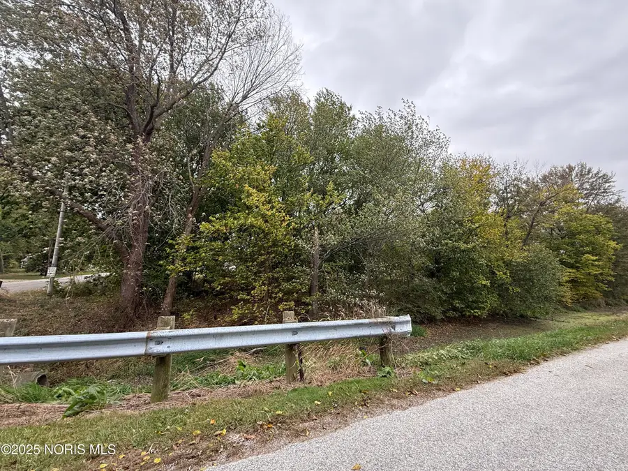 12504 La Fontaine Drive, Curtice, OH 43412 - Image #2