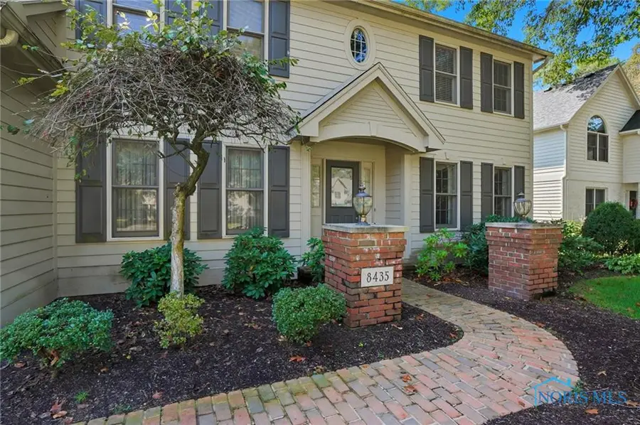 8435 Willow Glen Court, Holland, OH 43528 - Image #3