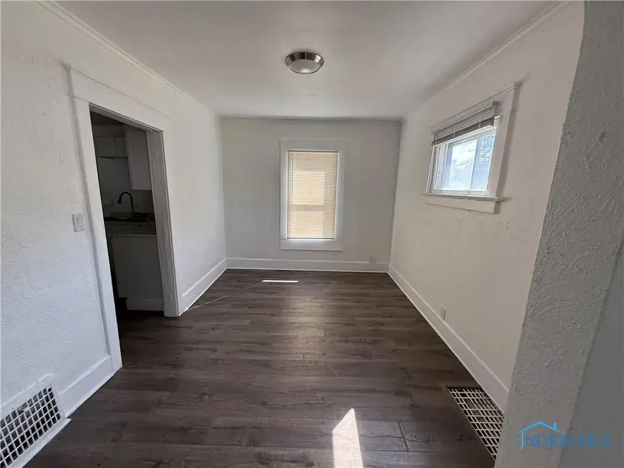 1123 Hamilton Street, Toledo, OH 43607 - Image #3