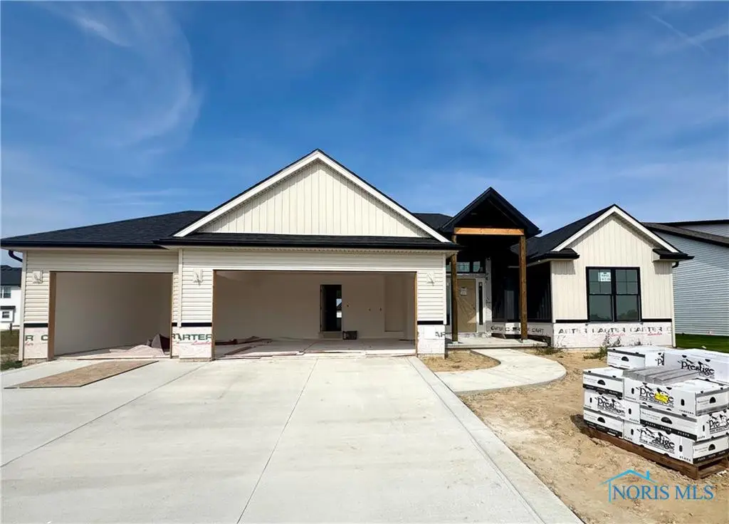 9842 Featherwood Lane, Sylvania, OH 43560 - Image #1