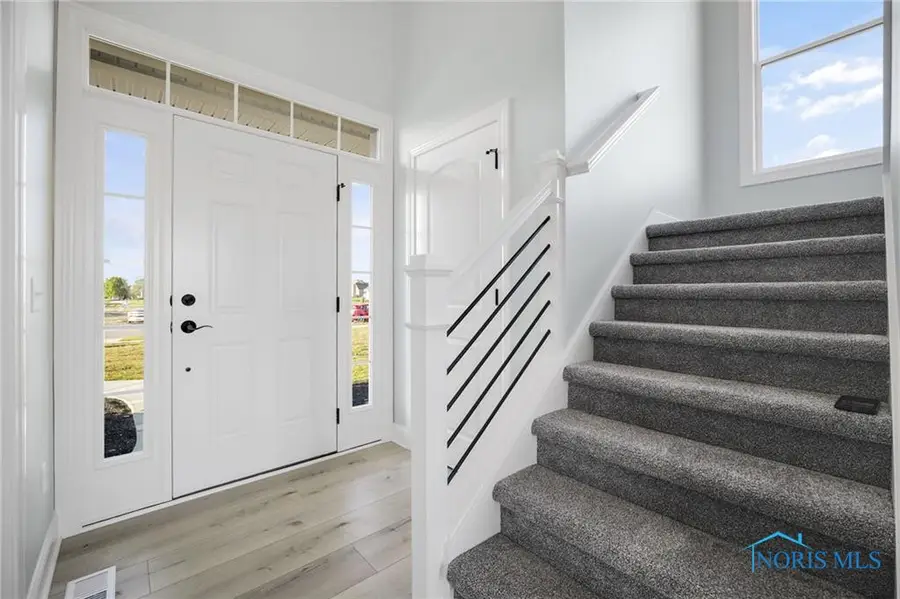 8520 Hocking Cove, Waterville, OH 43566 - Image #3