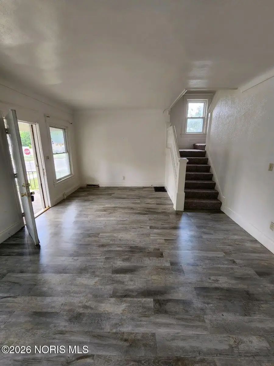 205 Eastern Avenue, Toledo, OH 43609 - #2