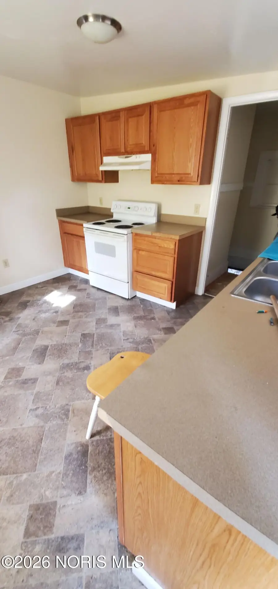 323 Langdon Street, Toledo, OH 43609 - #2