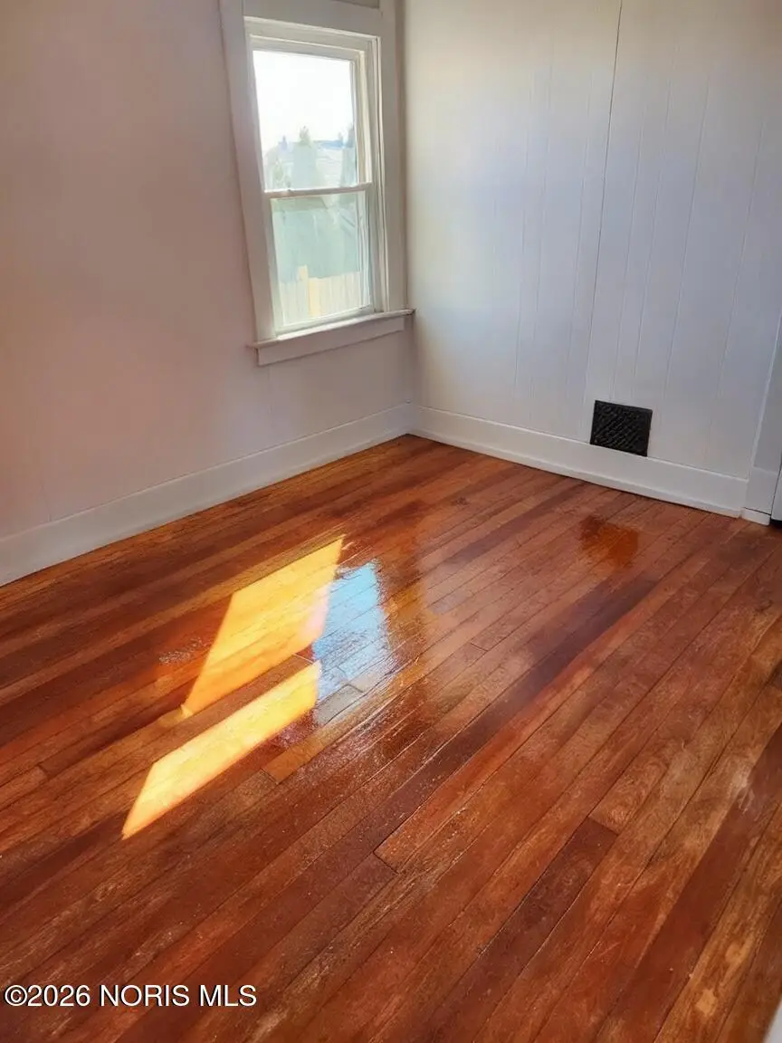 708 Bowman Street, Toledo, OH 43609 - #3