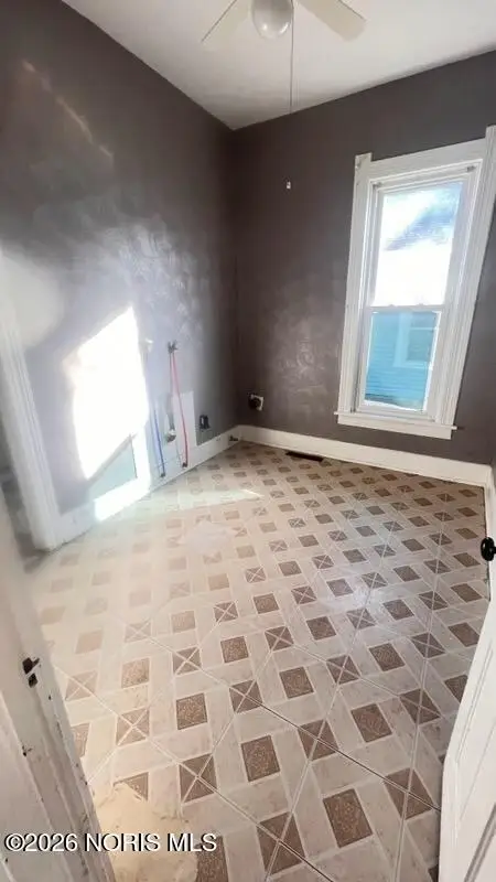 1371 Felt Street, Toledo, OH 43605 - #2