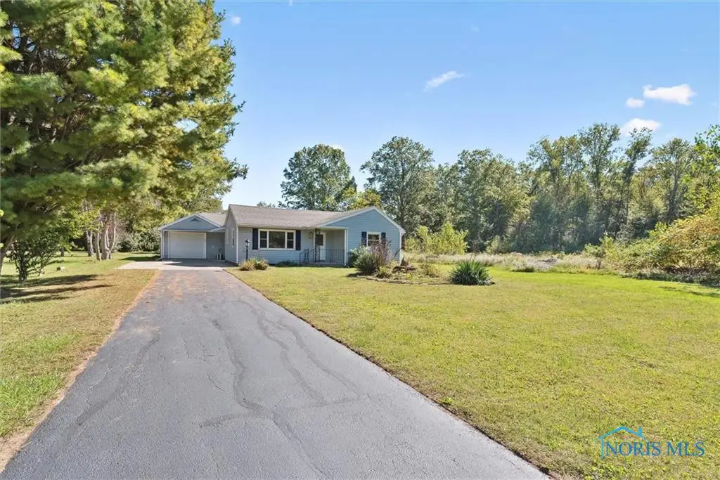 3010 Elmwood Drive, Sylvania, OH 43560 - Image #1