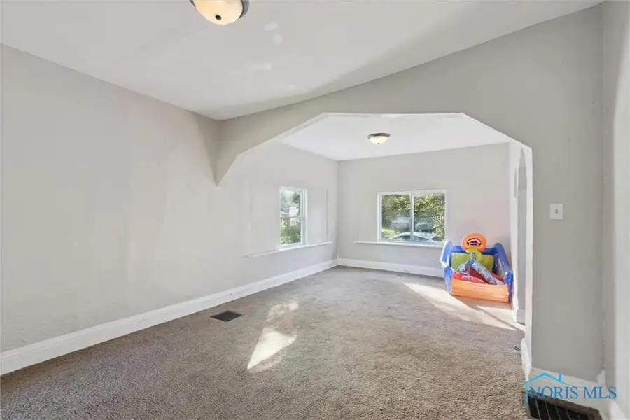 2144 Hawthorne Street, Toledo, OH 43606 - Image #3