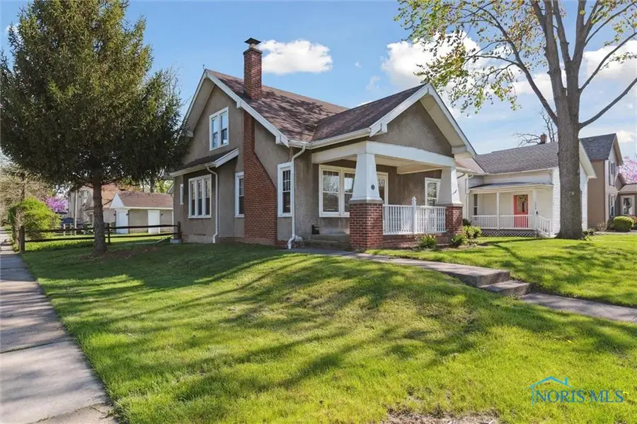 326 E Dudley Street, Maumee, OH 43537 - Image #2