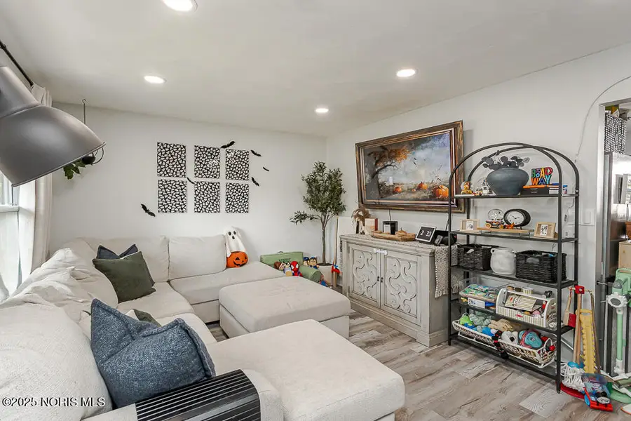 527 Grace Way, Rossford, OH 43460 - Image #3