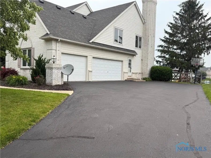 5724 Sunset Lake Drive, Sylvania, OH 43560 - Image #2