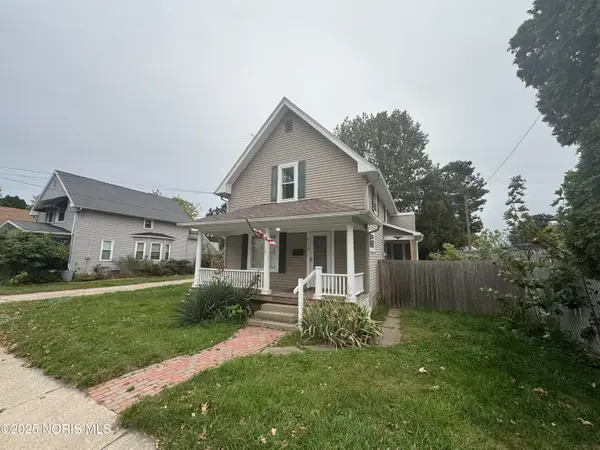 6138 Edgewater Drive, Toledo, OH 43611