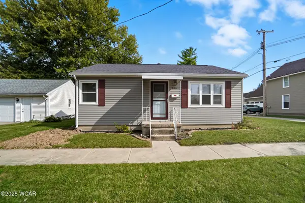 206 Court Street, Wapakoneta, OH 45895