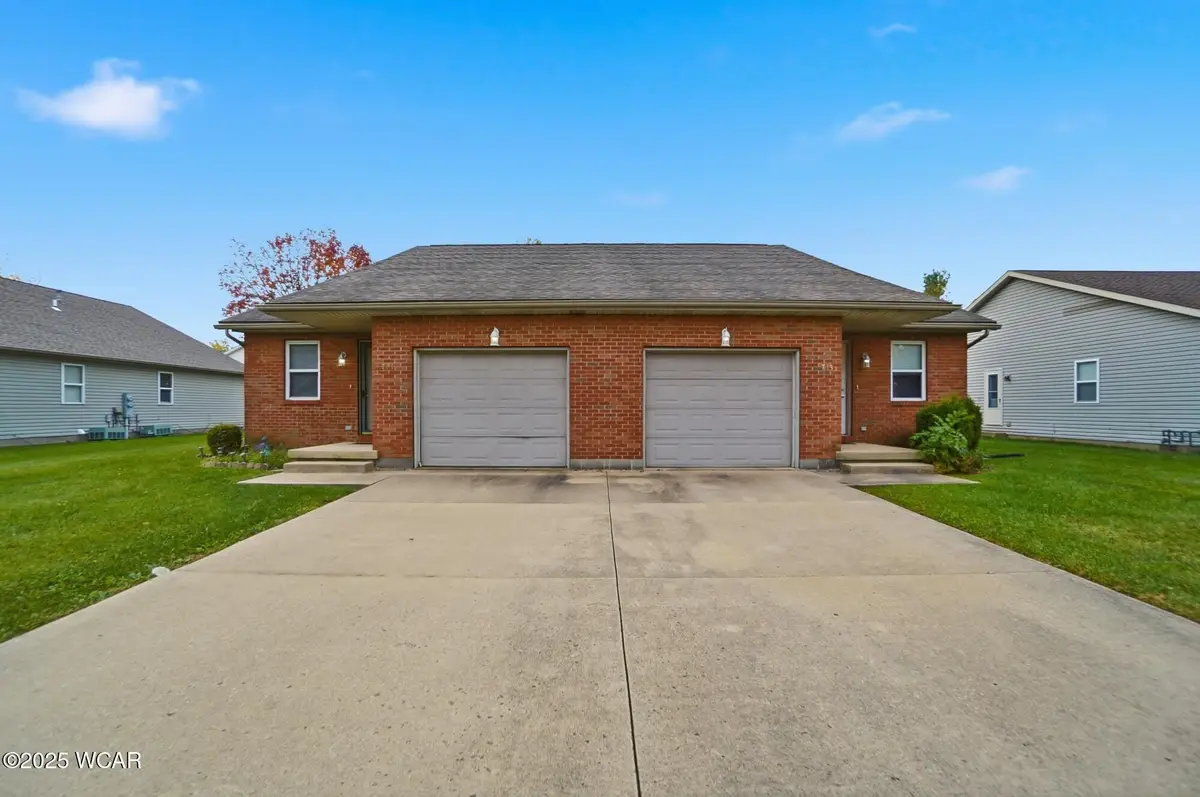 711-713 Country Side Lane, Sidney, OH 45365 - Image #1