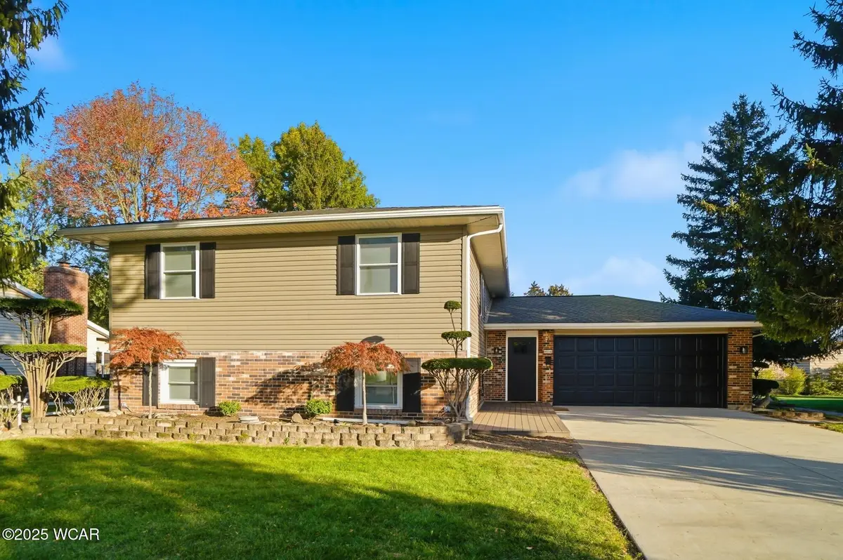 906 Aster Drive, Wapakoneta, OH 45895 - Image #1