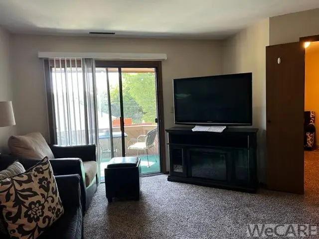 160 Hartford Court, Lima, OH 45805 - Image #1