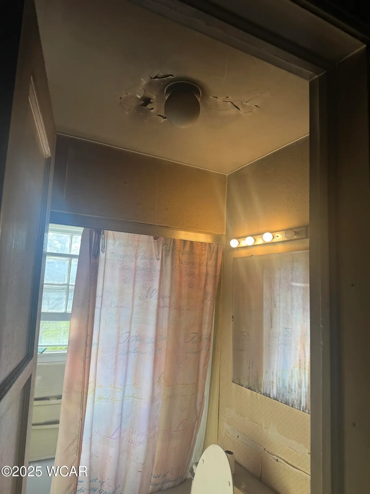 2035 W W Wayne Street, Lima, OH 45805 - Image #1