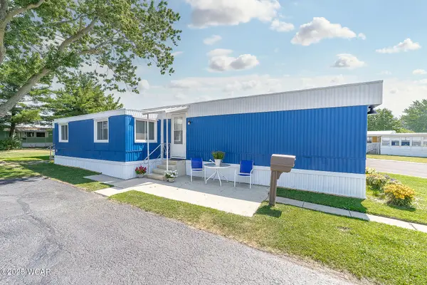 1854 Huntington Drive, Findlay, OH 45840