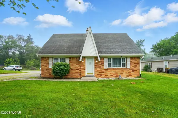 1572 S Clinton Street, Defiance, OH 43512