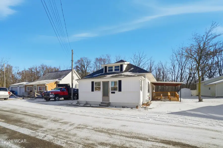 606 Highland Avenue, Wapakoneta, OH 45895 - #2