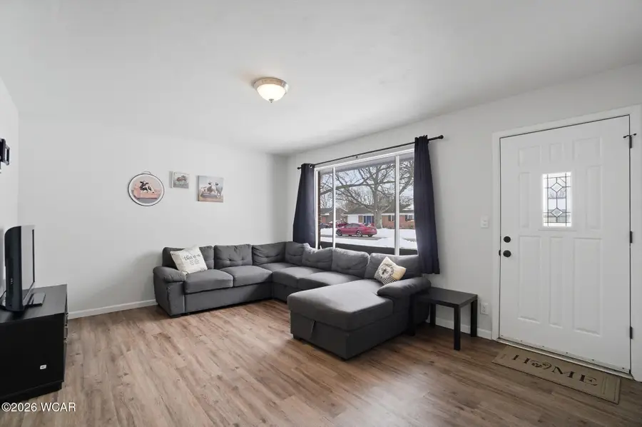 636 Woodward Avenue, Fostoria, OH 44830 - #2