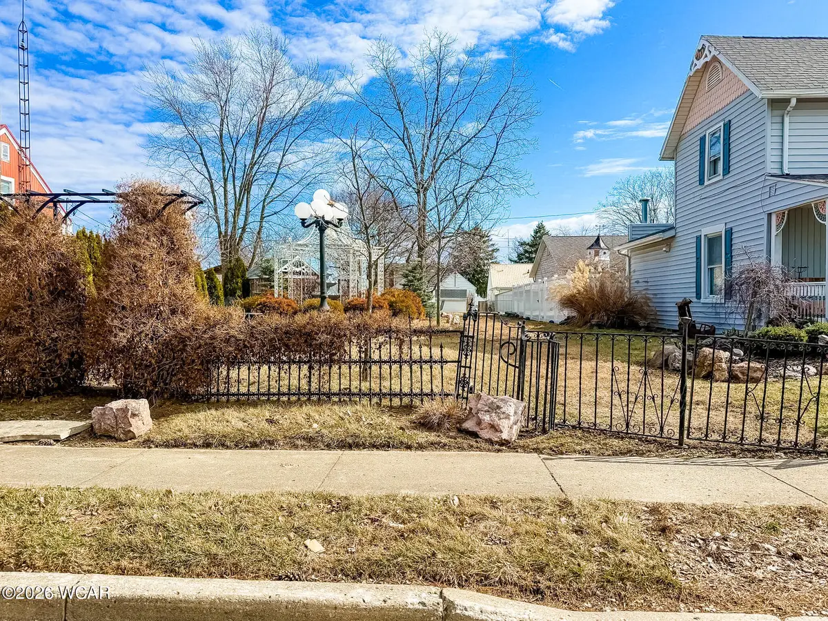 908 N Sugar Street, Celina, OH 45822 - #1