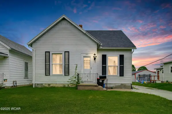 608 W Pearl Street, Wapakoneta, OH 45895