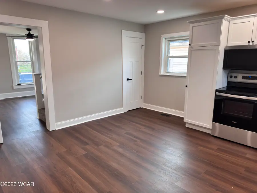 206 E Benton Street, Wapakoneta, OH 45895 - #3