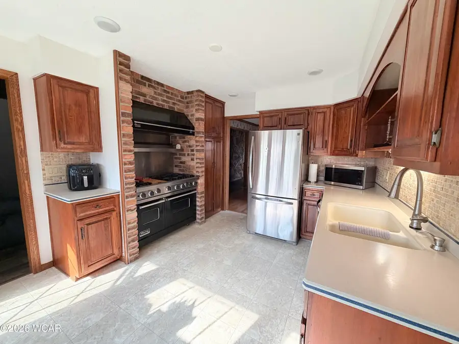 200 Miller Road, Columbus Grove, OH 45830 - #3