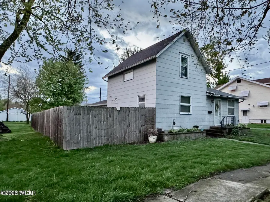 307 N East Avenue, Montpelier, OH 43543 - #2