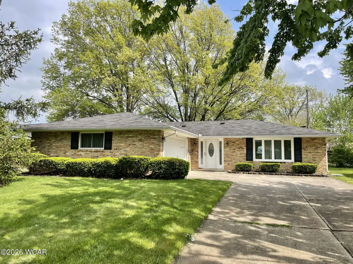 1032 Woodland Drive, Lima, OH 45805 - #1