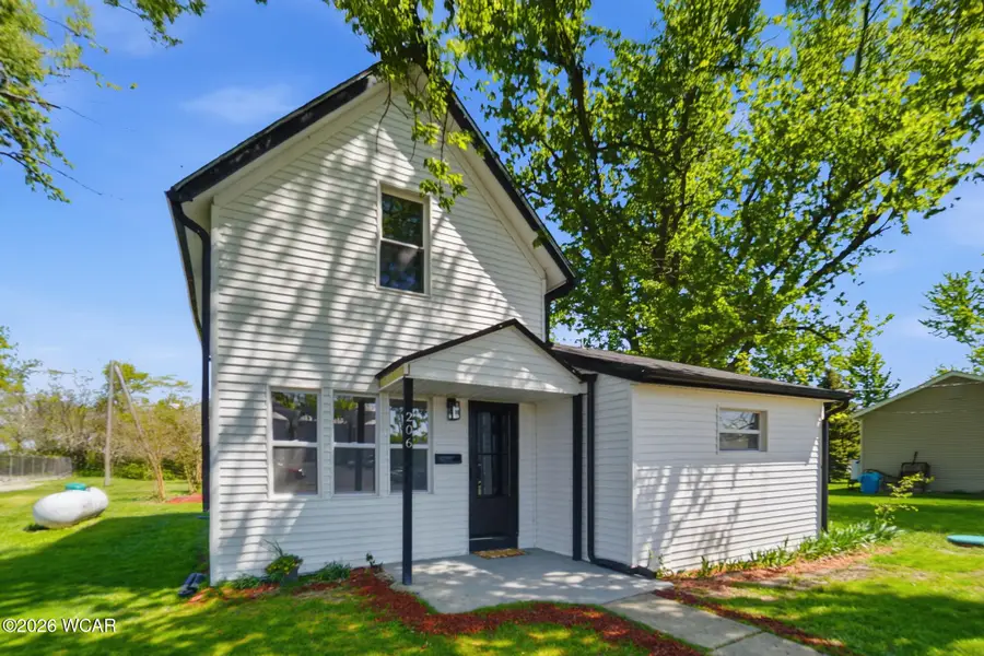 206 W Perry Street, Grover Hill, OH 45849 - #3
