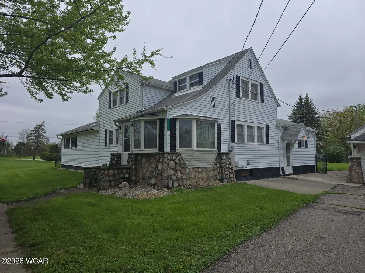 206 N Wyandot Street, Pioneer, OH 43554 - #1
