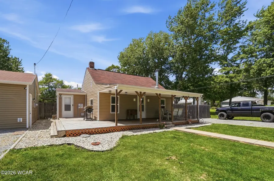 102 Wayne Street, Waynesfield, OH 45896 - #3