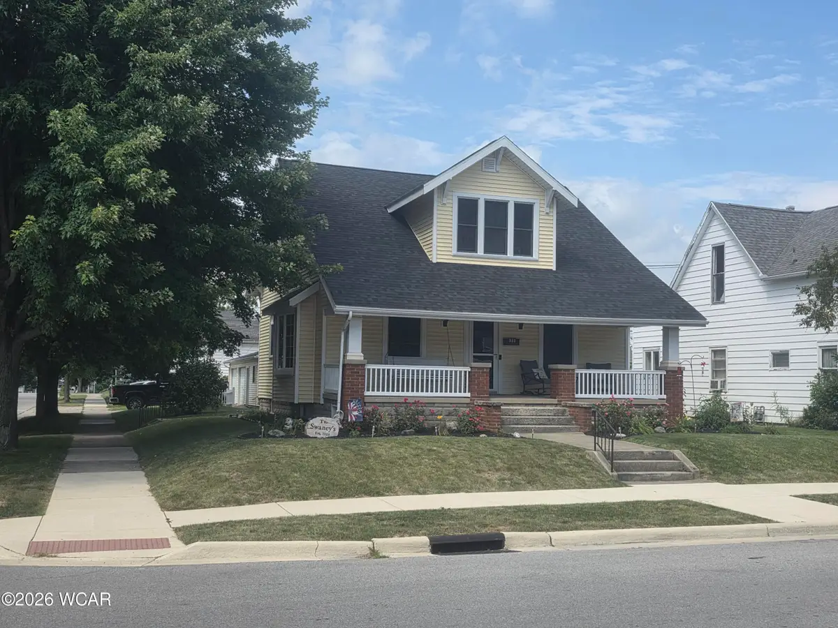 512 W Benton Street, Wapakoneta, OH 45895 - #1