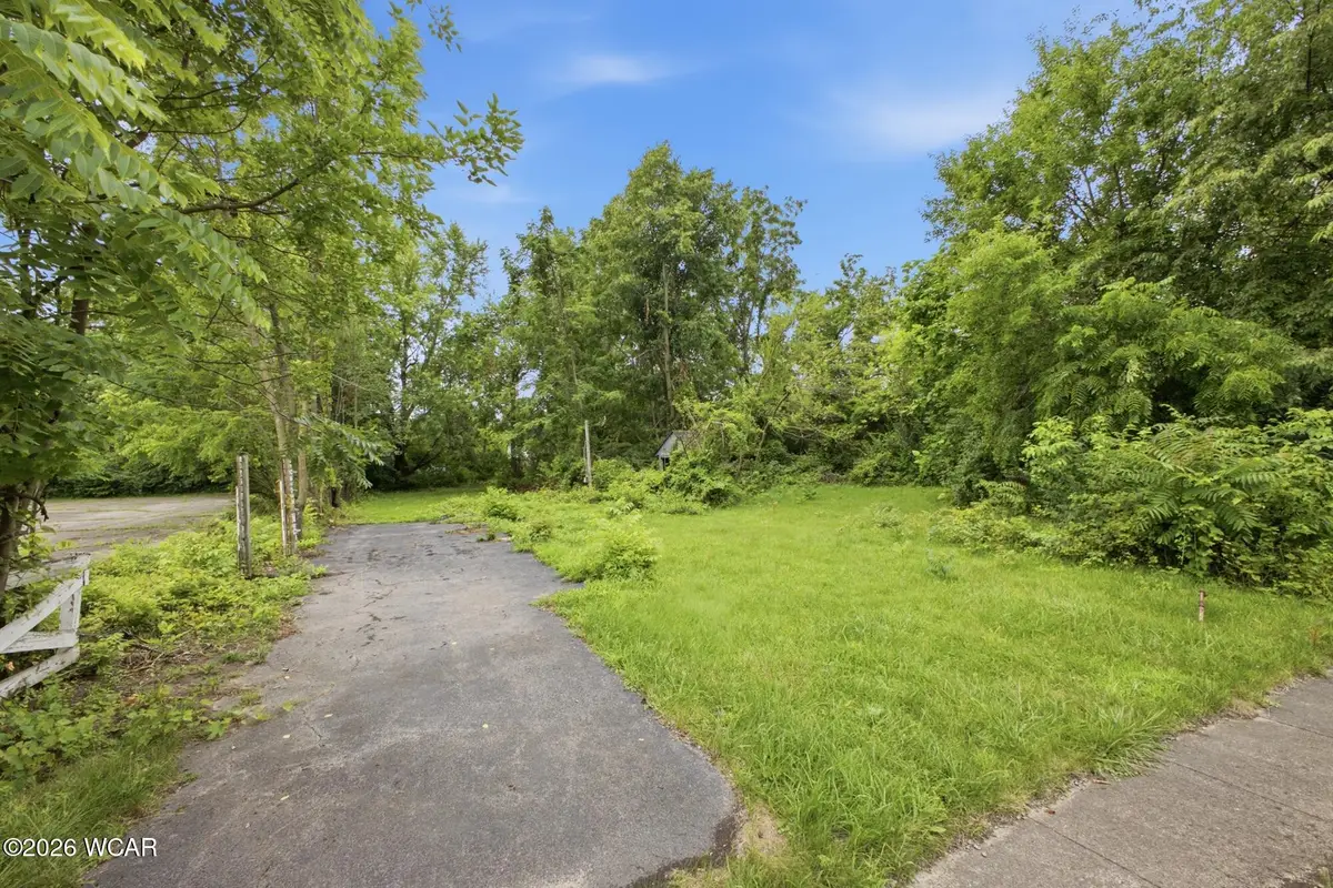 00 E Albert Street, Lima, OH 45804 - #1