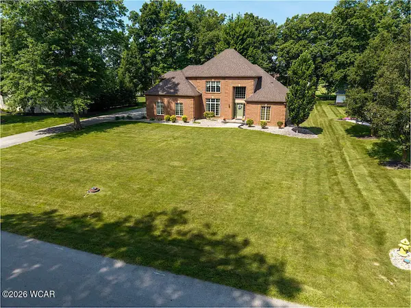 2924 Amanda Lakes Dr., Lima, OH 45805