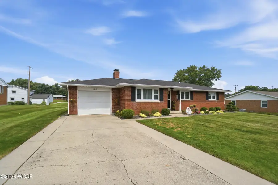 810 Barbara Lane, Wapakoneta, OH 45895 - #3