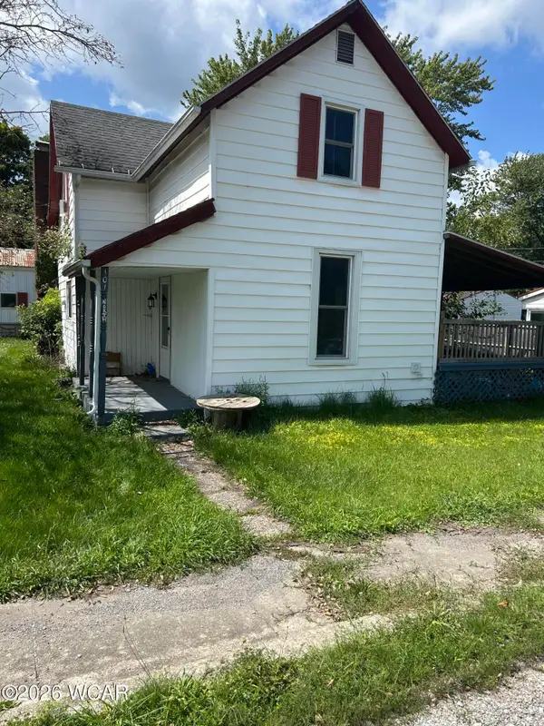 101 N Earl Street, Waynesfield, OH 45896