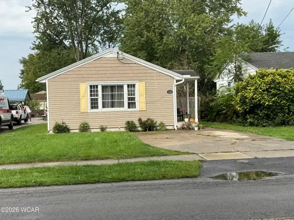 1211 N Metcalf Street, Lima, OH 45801