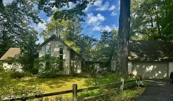 295 E South Trail, Tiffin, OH 44883