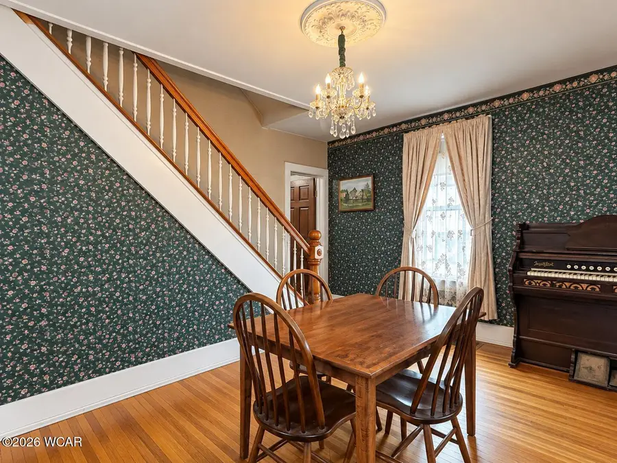 610 W Findlay Street, Carey, OH 43316 - #3