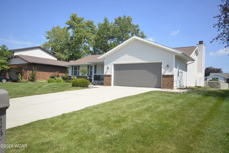 114 Jacobs Drive, Wapakoneta, OH 45895 - #2