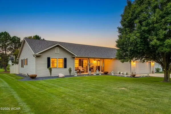 1417 Apache Trail, Wapakoneta, OH 45895