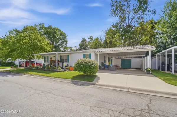 108 Deercreek Circle, Lima, OH 45804