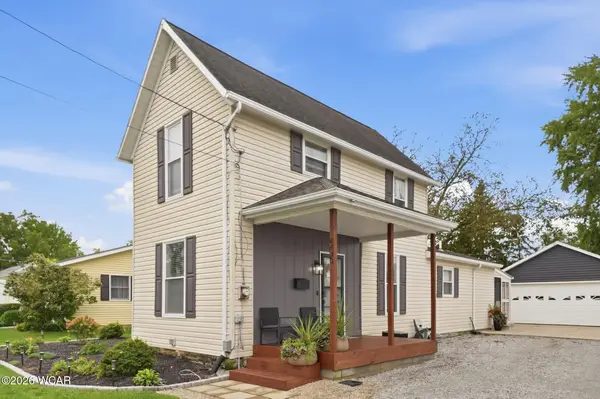 605 Dearbaugh Avenue, Wapakoneta, OH 45895