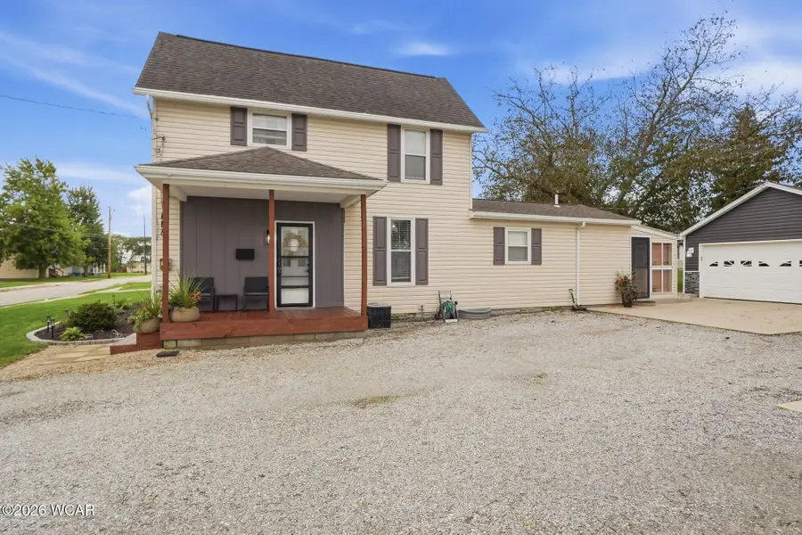 605 Dearbaugh Avenue, Wapakoneta, OH 45895 - #3
